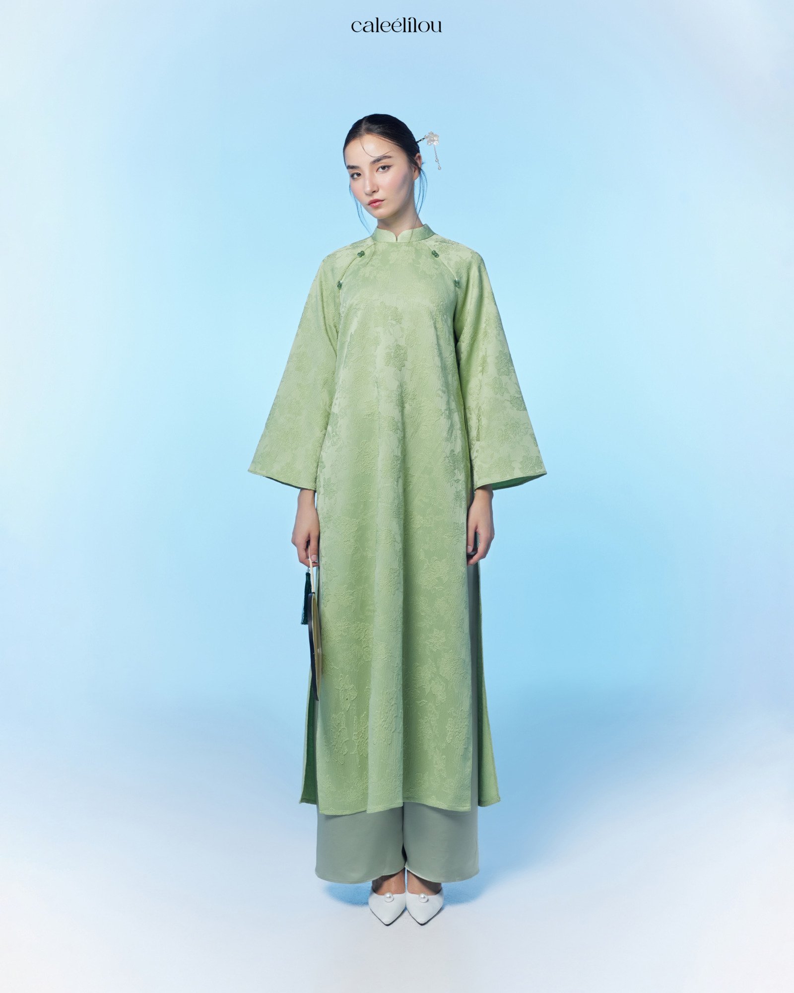 Áo Dài Lam Cẩm